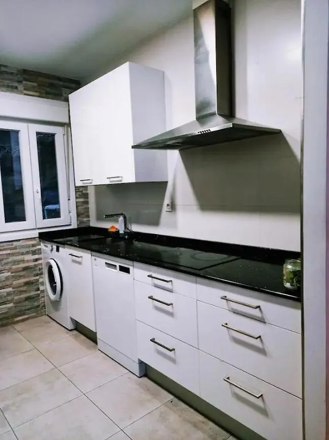 Habitacion En Apartamento Con Zonas Comunes Compartida Hn Bilbao Pansiyon